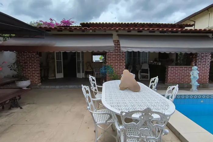 Casa Linear - 210m² - 4 quartos - Piscina - Espaço Gourmet - Freguesia de Jacarepaguá