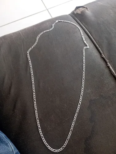 Vendo cordão de prata novo por $150 reais,pode botar preço