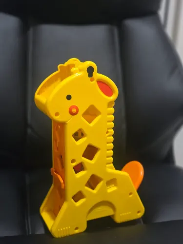 Brinquedo educativo giraffa cubo fisher price