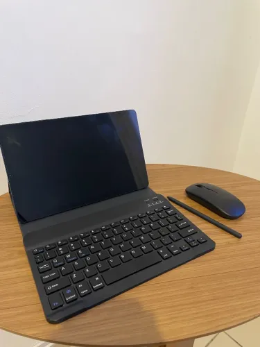 Tablet Samsung Galaxy Tab S6 Lite com Acessórios