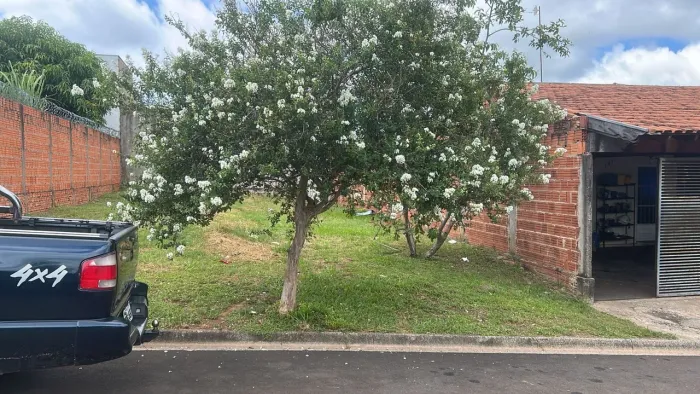Vende terreno Jd. Imperador/Garça SP