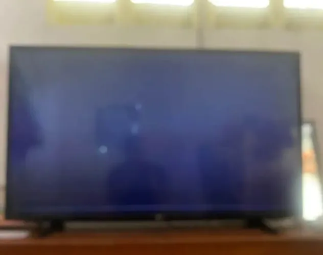 Vendo tv LG smart 49 PRA CONCERTO