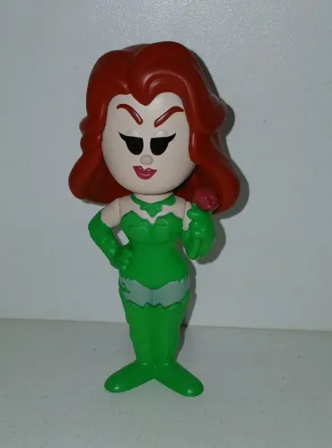 BONECA FUNKO SODA POISON IVY DC COMICS HERA VENENOSA
