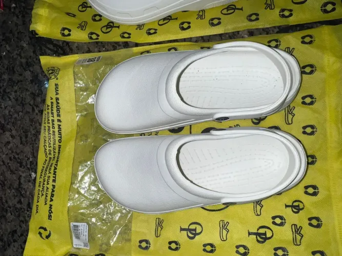Crocs hospitalar nova