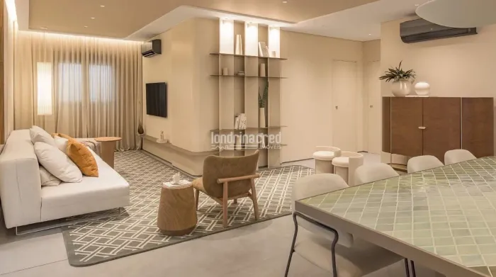Apartamento à Venda em Gleba Fazenda Palhano, Londrina - PR