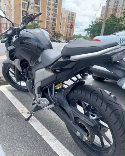 Fazer 250