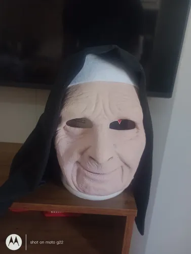 Máscara freira (Num Mask) Zagone Studios