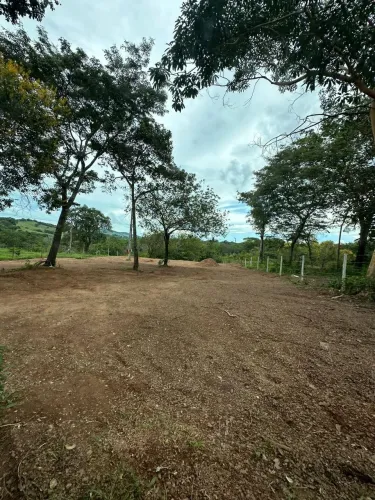 Terreno à venda em Caldazinha, Setor Central, com 1631 m², Lotes em Caldazinha