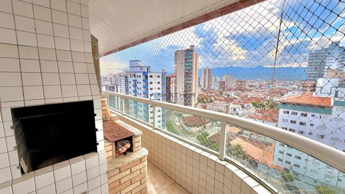 Apartamento à venda em Praia Grande com vista mar e churrasqueira a carvão