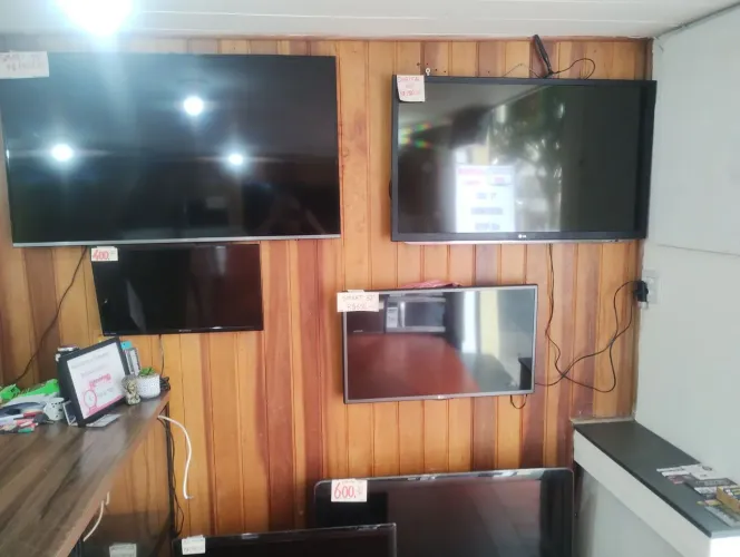 Vendo várias tvs usadas