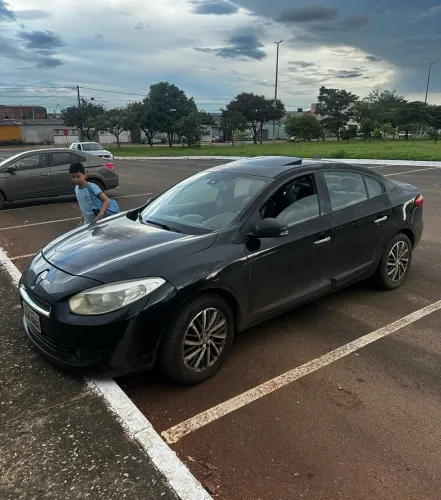 Renault Fluence Sed. Dynamique 2.0 16V Flex Mec. 2013