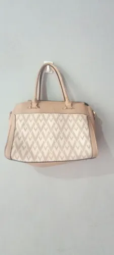Vendo Bolsa usada de grife
