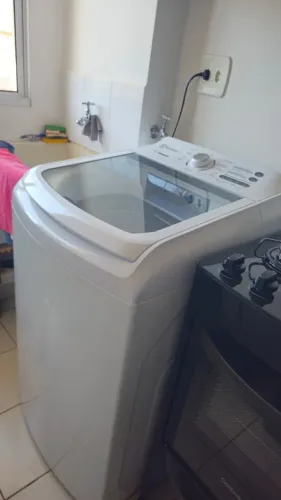 Máquina de Lavar Electrolux 14kg Essential Care LED14 - Ótimo Estado