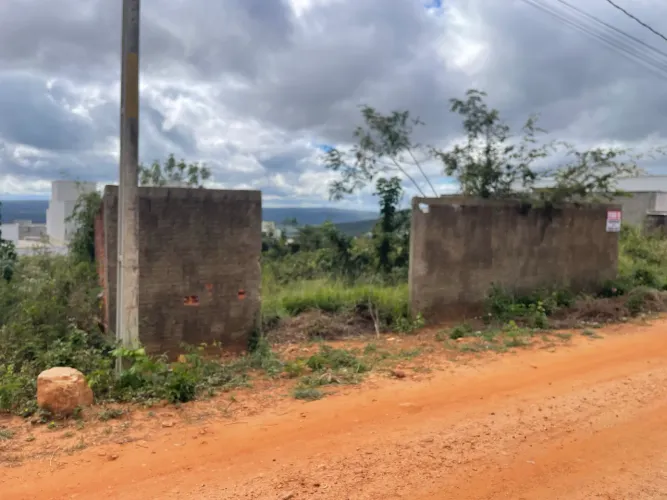 Terreno São Vicente 2 murado