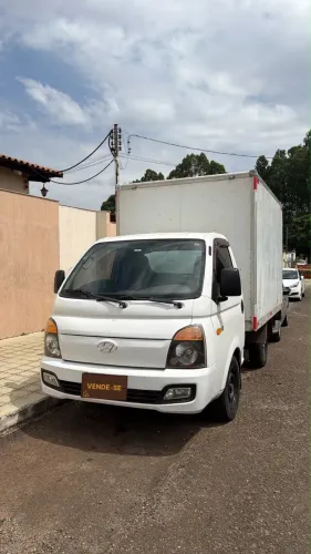 Hyundai HR Ano 2013 motor e bomba 0 km, nunca foi usado.