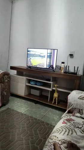 Tv 32 polegadas funcionando perfeitamente só precisa trocar a tela