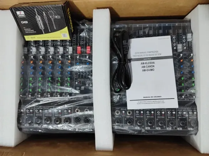 Mesa De Som Amplificada 700w Arcano 99 DSP Professional Mixer Am-daimota 16 power 110v