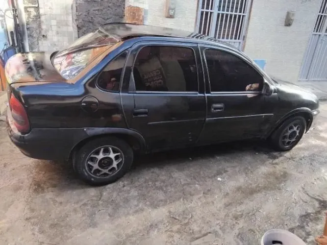 Chevrolet Corsa SED Class.life 1.0/1.0 Flexpower (álcool) 2006