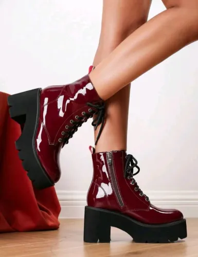 Botas vermelha