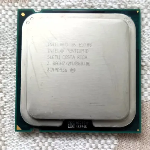 Processador Intel E5700