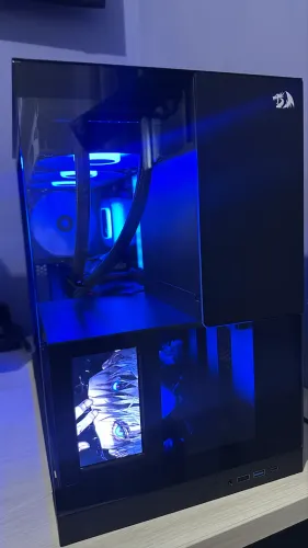 Gabinete Redragon Eternal Pro