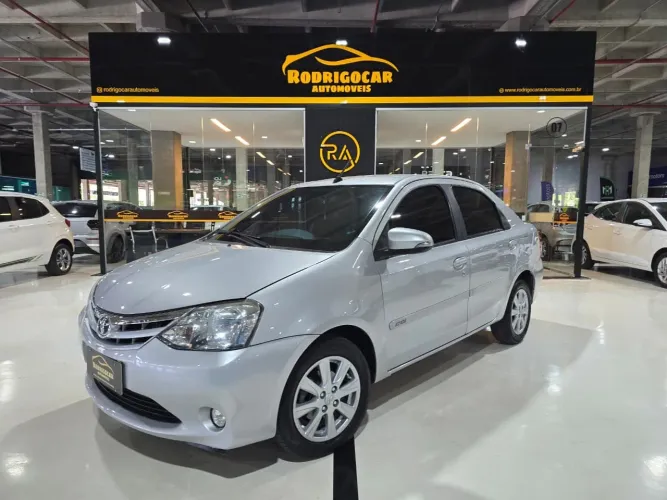 Toyota Etios XLS Sedan 1.5 Flex 16V 4P Aut. 2017