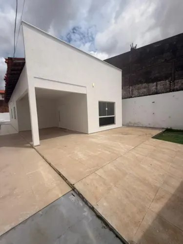 CASA AMPLA NA COHAMA NO PQ. TOPÁZIO PRÓXIMO PET LAND - *NEGOCIÁVEL