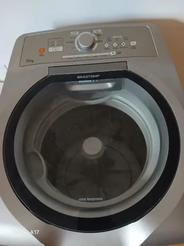 Máquina de lavar Brastemp 15 kg (tampa de vidro, inox)