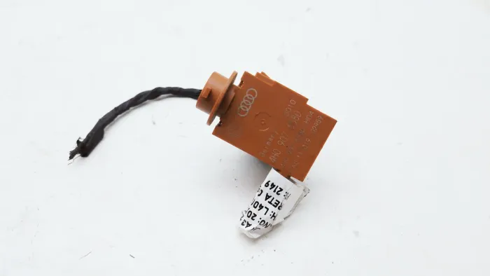 Sensor Umidade Ar Audi A3 2.0 Turbo 2020 Nº4h0907658d