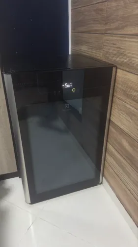 Vendo Cervejeira vertical Eletrolux