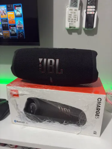 JBL CHARGE 5 Garantia até junho zerada!