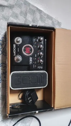Pedaleira zoom G2