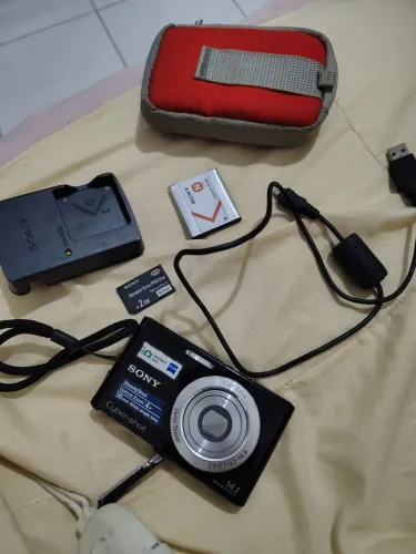 Camera cyber shot 14.1