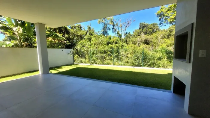 Casa Residencial de 266m² com 4 quartos em Ratones