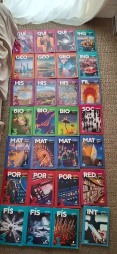Kit apostilas pré-vestibular Poliedro 2025