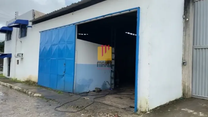 Excelente oportunidade de investimento em galpão comercial de 384m² no bairro Santa Amélia