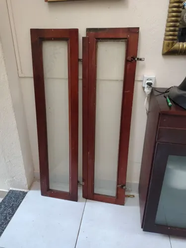 Doação de Portas de armário de mogno