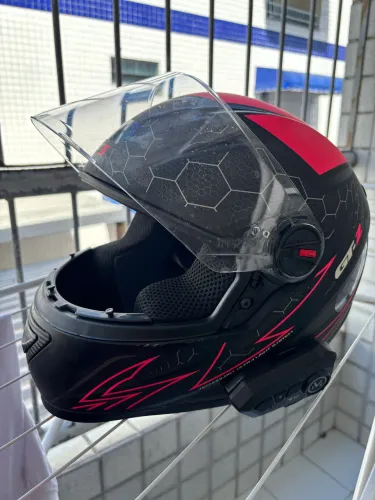 Capacete fechado FW3 GT2 ( acompanha intercomunicador)