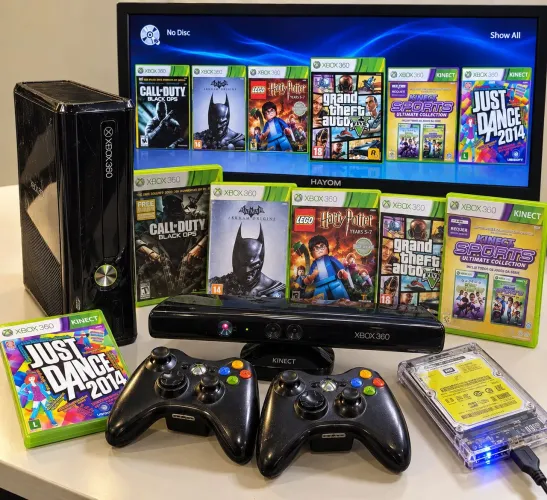 Xbox 360 + Kinect + 2 Controles + Jogos + HD Externo<br>Vendo Xbox 360 preto