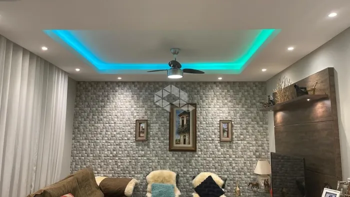 CASA COM PISCINA 3 DORMITÓRIOS SENDO 1 SUITE NO INGLESES/ FLORIANÓPOLIS A VENDA R$ 890.000