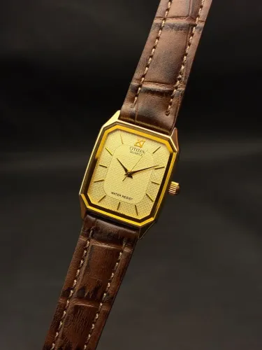 Citizen Golden Linen