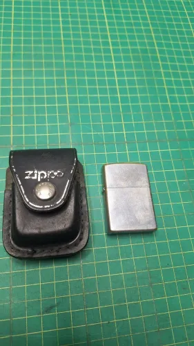 Isqueiro antigo Zippo c/Case