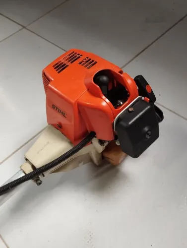 Vendo Roçadeira Stihl FS80
