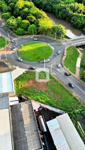 Terreno para venda no bairro Daniel Fonseca
