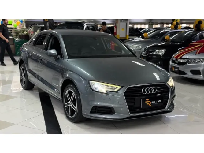 Audi A3 Sedan 1.4 TFSI Flex Tiptronic 4P 2017