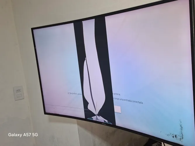 TV para RETIRAR PEÇAS - smart 4k 49 curva - Samsung 