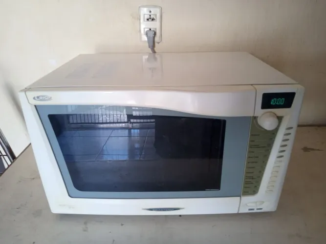 Microondas Brastemp aço inox com grill