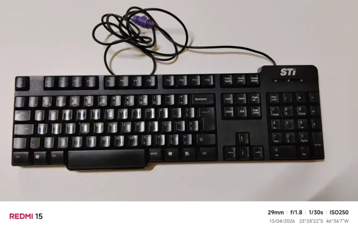Mouse optico e teclado menbrana original STI Semp Toshiba preto