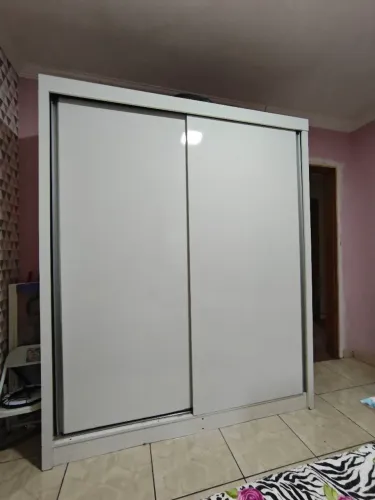Guarda Roupa - Usado