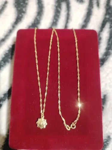 Vendo cordão Ouro 18k modelo feminino tamanho 50 centímetros